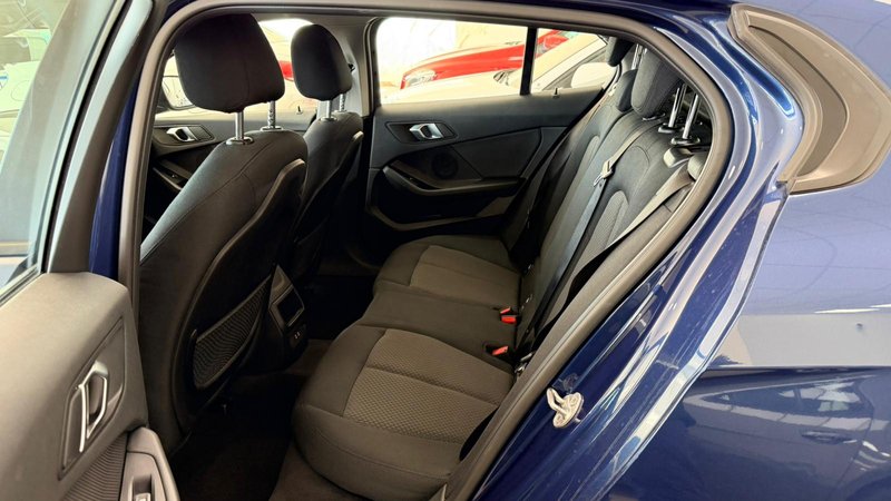 BMW Serie 1 2020, foto 42