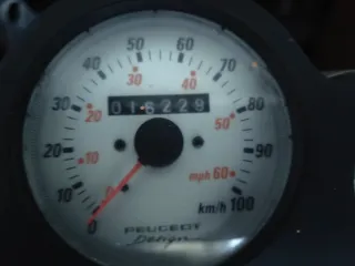 Peugeot Speedfight 1998 Plata