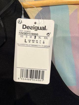 Vestido Desigual Negro con Detalles Coloridos