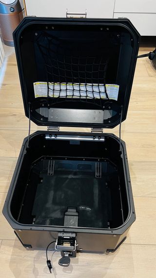 Baúl GIVI Personalizado para Qooder Negro