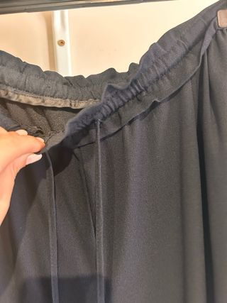 Pantalones azul marino con cordón