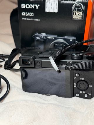 Sony A6400 Kit Cámara + Lente + Accesorios