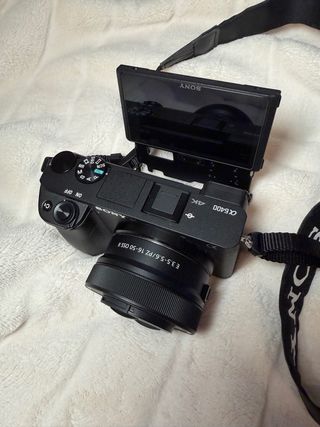 Sony A6400 Kit Cámara + Lente + Accesorios