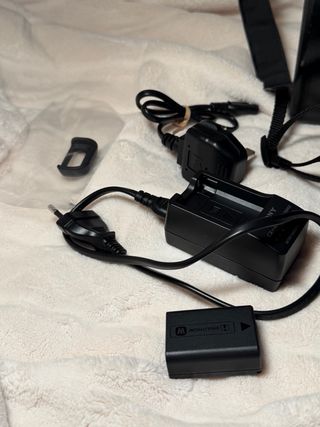Sony A6400 Kit Cámara + Lente + Accesorios