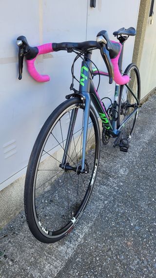 Bicicleta da strada Liv Avail SL