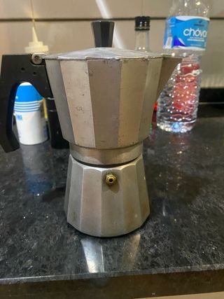 Cafetera italiana pequeña