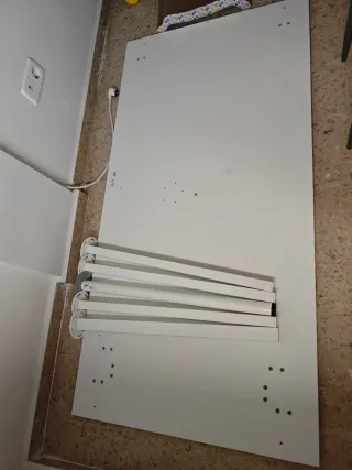 Tablero escritorio + patas Ikea blanco