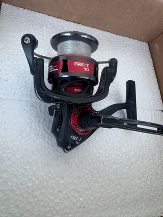 Carrete de pesca FIRE-Z 4000