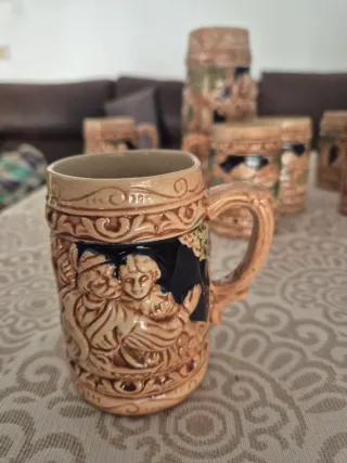Jarra y 6 Tazas de Cerámica