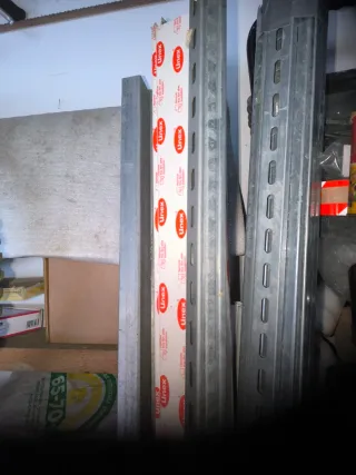 Accesorios HILTI y tornillos de sujeción para horm