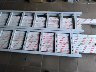 Accesorios HILTI y tornillos de sujeción para horm