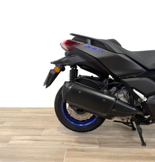 YAMAHA XMAX 300   (modelo actual) 2025