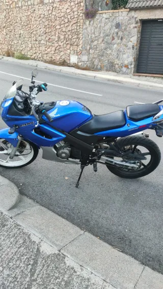 Honda CBR 125R Azul/Plata