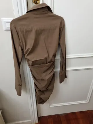 Vestido Zara verde oliva