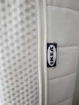 Oferta.Colchón firme IKEA 140x200 cm.