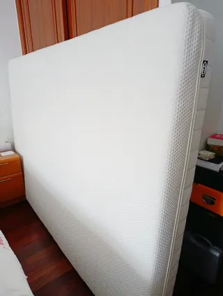 Oferta.Colchón firme IKEA 140x200 cm.