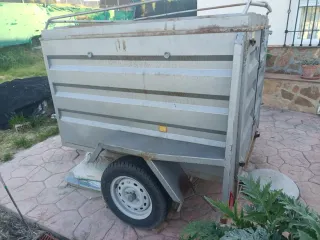 Alquiler remolque cerrado