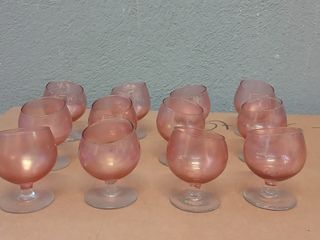 Copas de cristal rosa iridiscente