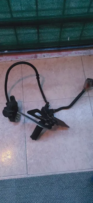 Suzuki GS500 2007 cachas Negro. Más cosas