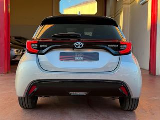 TOYOTA Yaris 2023