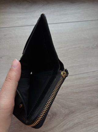 Cartera DKNY Negra Compacta Cremallera