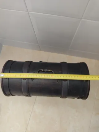 Baúl pequeño tipo maleta