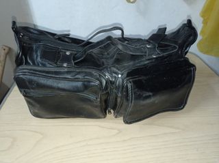 Neceser antiguo de cuero negro