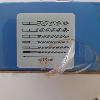 Lote: sierra, escuadra y brocas helicoidal madera