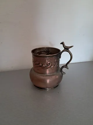 Jarra de cobre decorada