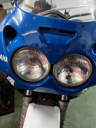 Yamaha FZR 600 Ducados Garriga