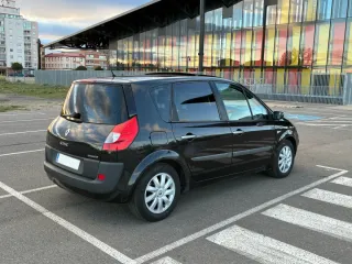 Renault Megane Scenic