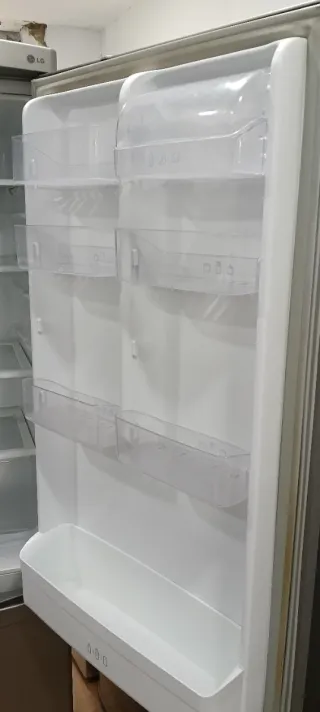 NEVERA COMBI L.G NO FROST ENERGÍA A+