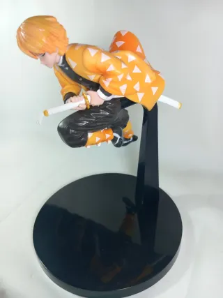 Figura Zenitsu Agatsuma Demon Slayer