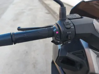 Keeway Vieste 300cc Negro Motor origen Piaggio.