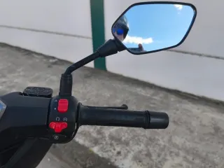 Keeway Vieste 300cc Negro Motor origen Piaggio.