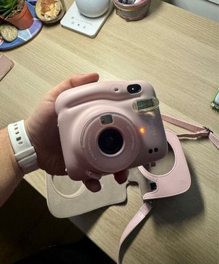 Pack Cámara Instax Mini 11 Rosa + Funda + 10 films