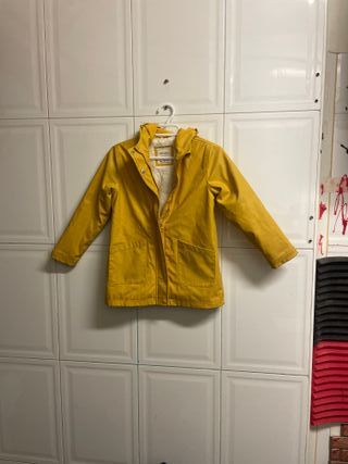 Chaqueta amarilla niña