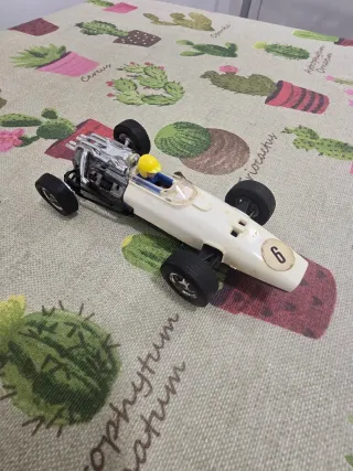 Coche Scalextric Clásico Blanco