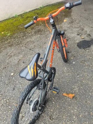 Bicicleta de niño, de 6 a 8 años.