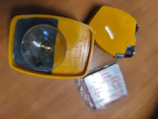 Encendedor Flaminaire Car a gas antiguo y linterna