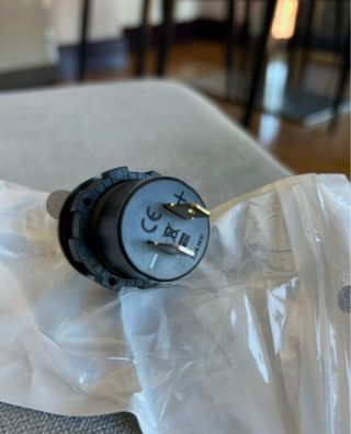 Cargador USB \ USB C voltímetro moto coche NUEVO