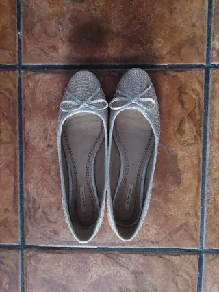 Zapatos planos CORINA dorados/plateados