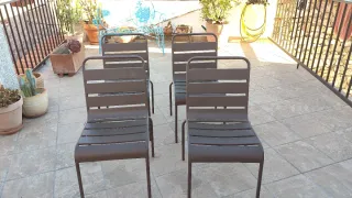 4 Sillas de Terraza Metálicas Marrones