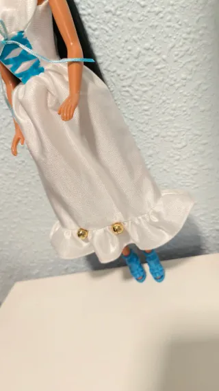 Muñeca Esmeralda Princesa Disney
