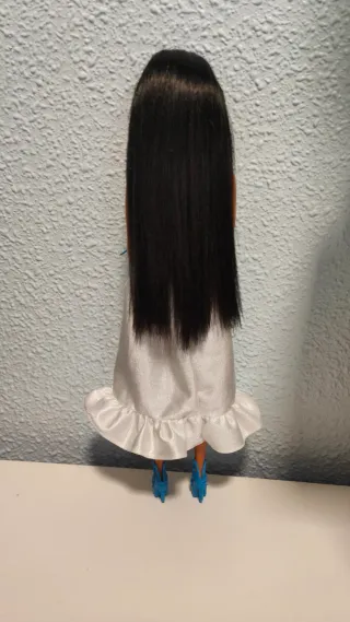 Muñeca Esmeralda Princesa Disney