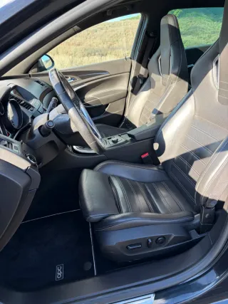 Opel Insignia 2012