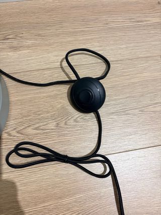 Lámpara de pie gris Nura