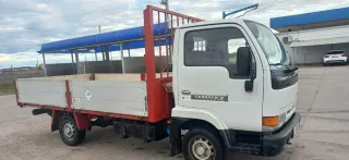 Nissan Cabstar 2000