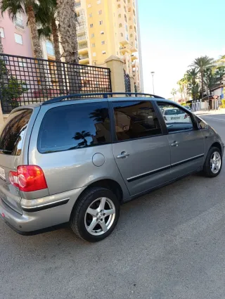 Volkswagen charan 2005