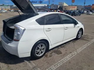 Toyota Prius 2012